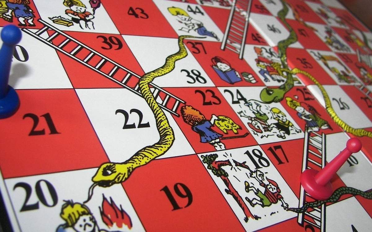 Snakes And Ladders Game_1